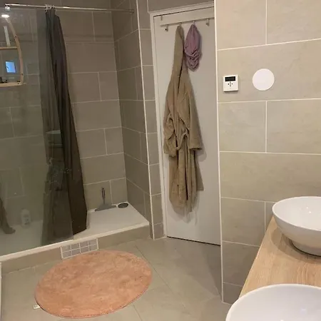 8 Pers. App Elegant Proche Paris * Villeneuve-la-Garenne